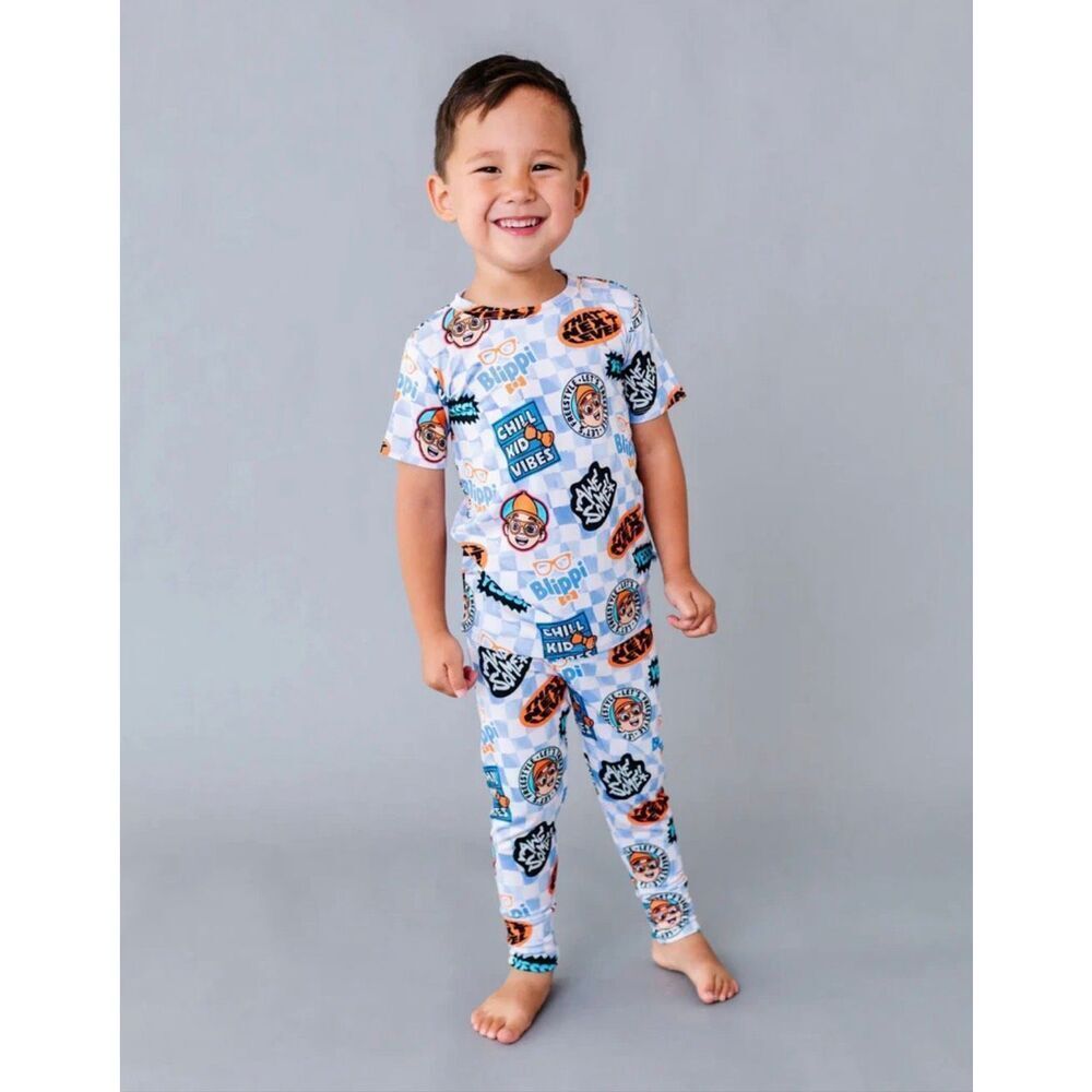 Bums & Roses Blippi Chill Kid Vibes Bamboo Pajama Set 5/6Y Blue Checkered